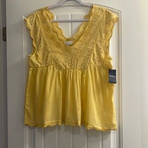LUCKY🍀BRAND Yellow Top💛